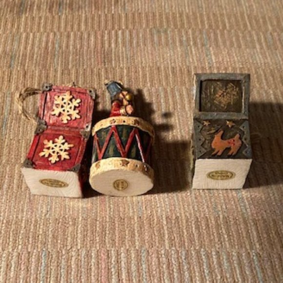 Miniature Hand-painted vintage Christmas ornaments NIB - Picture 12 of 14